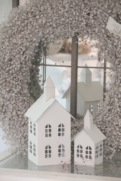 Laterne Lichthaus Metall Kerzenhaus Kirche Shabbby Vintage Landhaus Garten Weiß matt groß